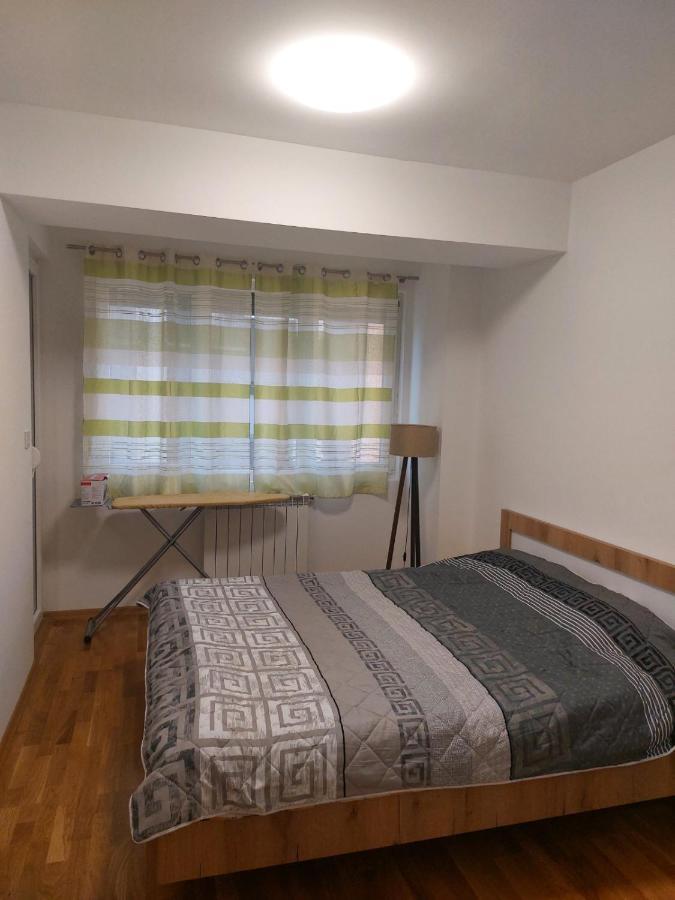 Skopje Family Business Apartment ภายนอก รูปภาพ
